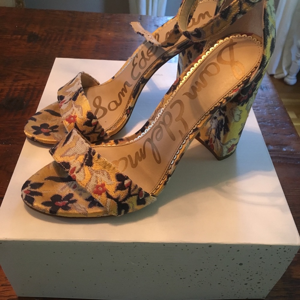 Sam Edelman Yaro block heel strap Gold San…